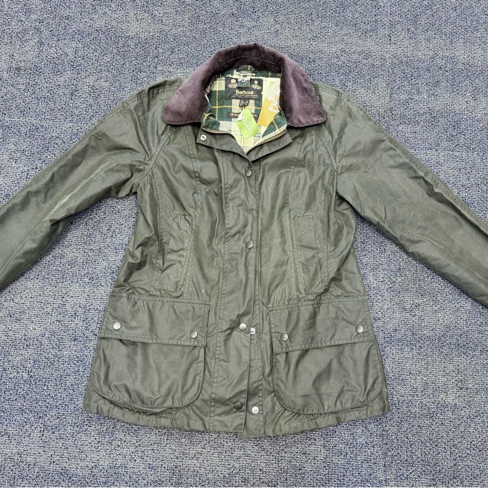 Barbour Beadnell NWT Dark Green Utility Jacket with Brown Corduroy Collar
